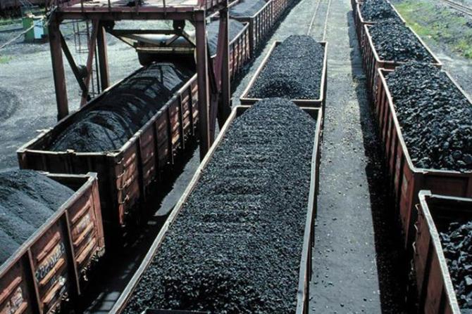 Филипп Травкин и его ОПГ: большая схема контрабанды угля из ОРДЛО